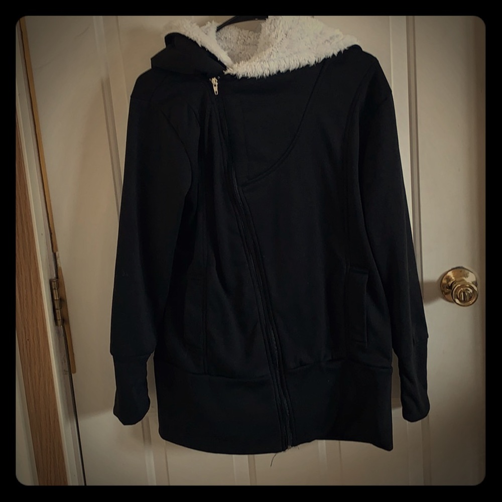 🖤Black Women’s Hoodie🖤
